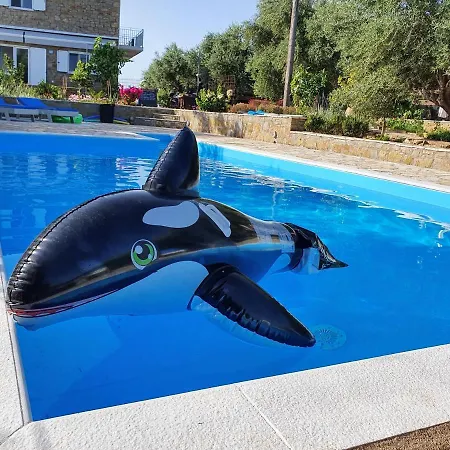 Hakuna Matata Holidays Wooden With Airco & Pool In Greek Olive Grove ميثوني